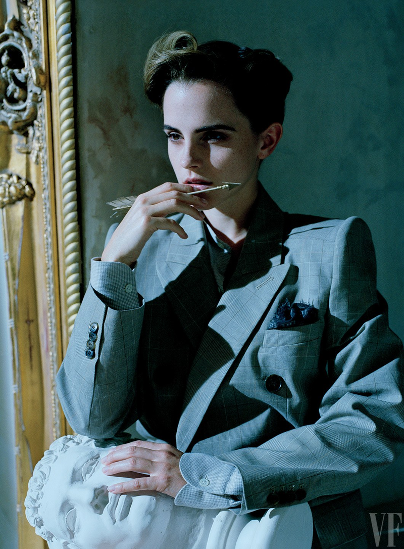 Illustration for article titled Can we talk about Emma Watson's Vanity Fair photos?
